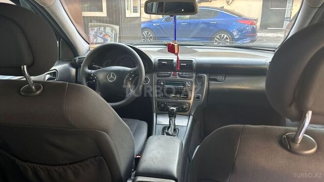 Mercedes C 240 2002, 385,000 km - 2.6 l - Sumqayıt