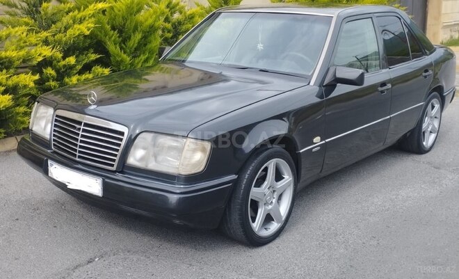 Mercedes E 220 1994, 400,000 km - 2.2 l - Şəki