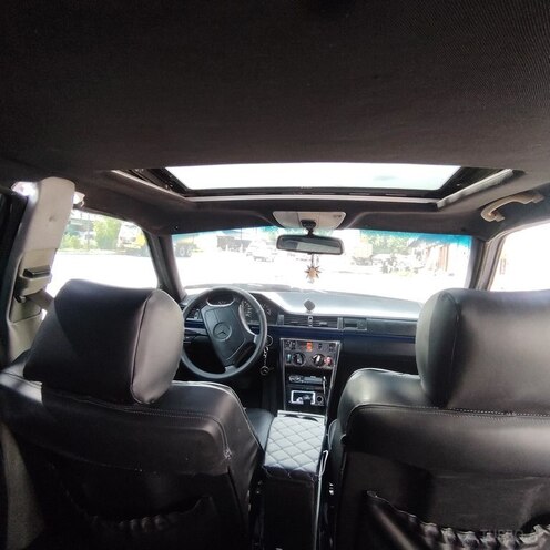 Mercedes E 200 1993, 220,000 km - 2.0 л - Bakı