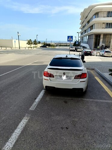 BMW 528 2011, 220,000 km - 3.0 л - Bakı