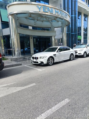 BMW 528 2011, 220,000 km - 3.0 л - Bakı