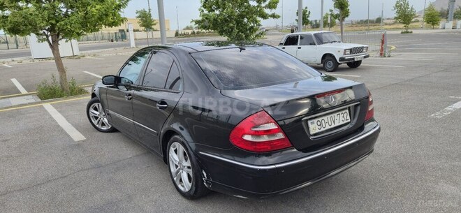 Mercedes E 270 2002, 283,000 km - 2.7 l - Bakı