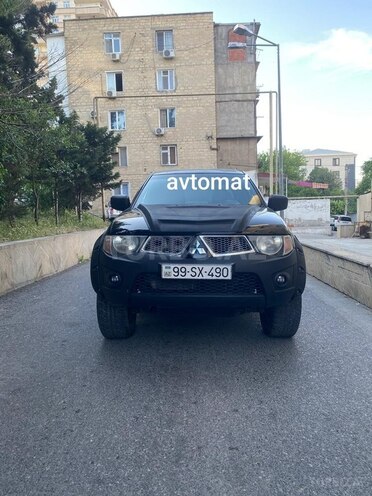 Mitsubishi L200 2014, 267,000 km - 2.5 l - Bakı