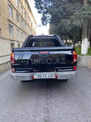 Mitsubishi L200 2014, 267,000 km - 2.5 l - Bakı