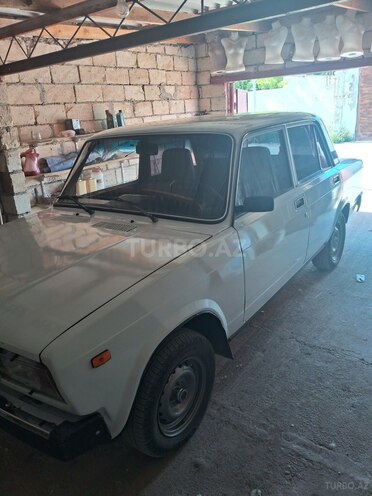 LADA (VAZ) 2107 2005, 80,000 km - 1.6 l - Salyan