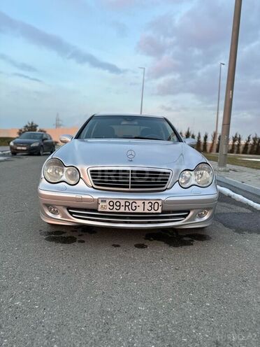Mercedes C 220 d 2005, 362,000 km - 2.2 л - Bakı