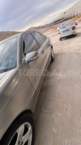 Mercedes E 220 d 2006, 275,000 km - 2.2 l - Gəncə