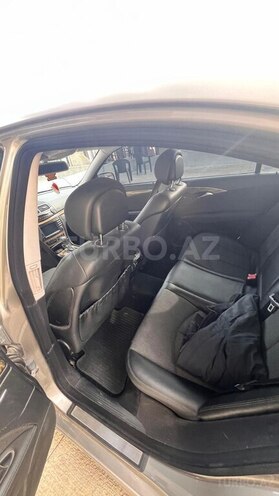 Mercedes E 220 d 2006, 275,000 km - 2.2 l - Gəncə