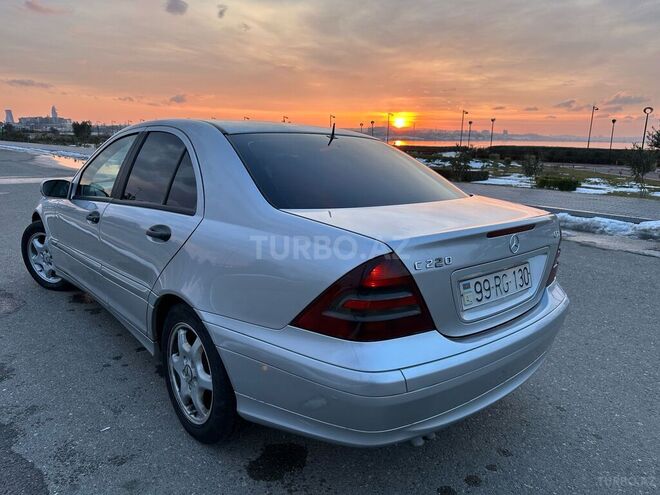 Mercedes C 220 d 2005, 362,000 km - 2.2 л - Bakı