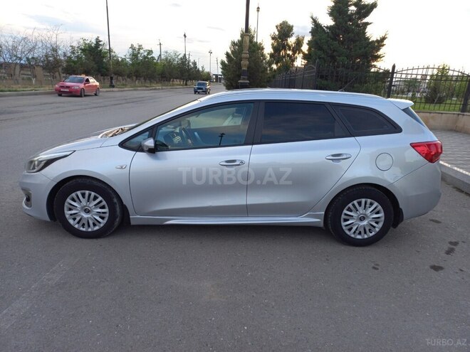 Kia Ceed 2015, 200,650 km - 1.6 l - Yevlax