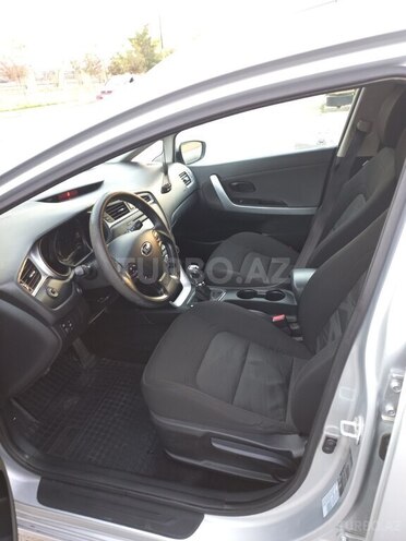 Kia Ceed 2015, 200,650 km - 1.6 l - Yevlax