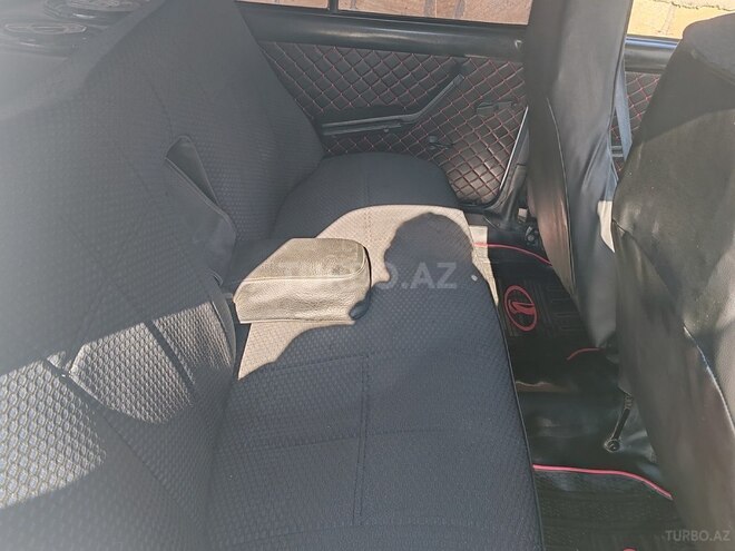 LADA (VAZ) 2107 2004, 660,000 km - 1.7 l - Qazax