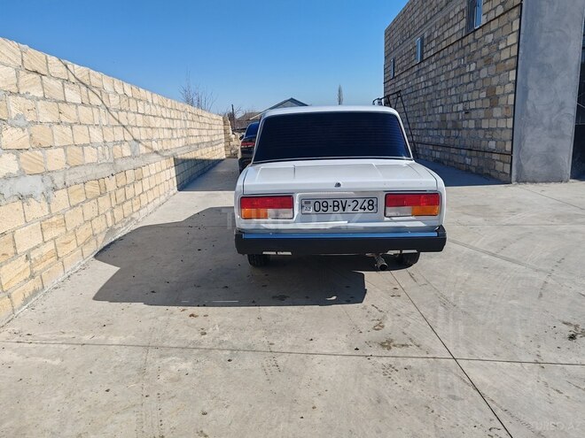 LADA (VAZ) 2107 2004, 660,000 km - 1.7 l - Qazax