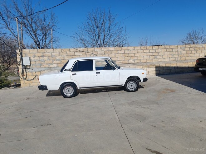 LADA (VAZ) 2107 2004, 660,000 km - 1.7 l - Qazax