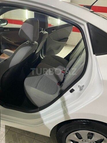 Hyundai Accent 2015, 98,500 km - 1.6 l - Bakı