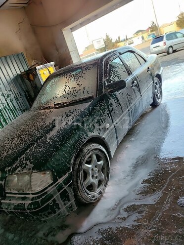 Mercedes C 240 1998, 377,000 km - 2.4 l - Sumqayıt