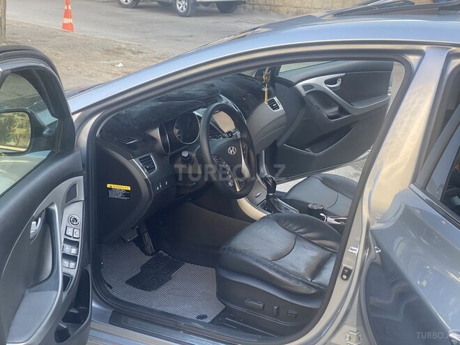 Hyundai Elantra 2014, 175,000 km - 1.8 л - Bakı