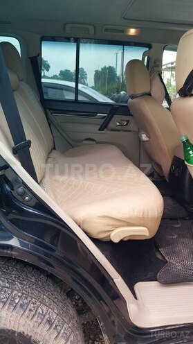 Mitsubishi Pajero 2011, 190,000 km - 3.5 l - Bakı