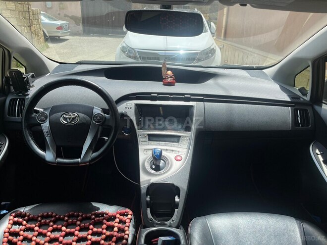 Toyota Prius 2013, 265,500 km - 1.8 л - Bakı