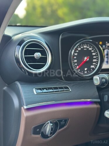 Mercedes E 220 d 2016, 204,300 km - 2.0 l - Bakı