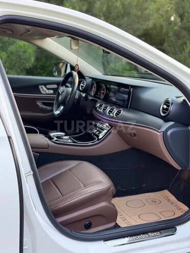 Mercedes E 220 d 2016, 204,300 km - 2.0 l - Bakı