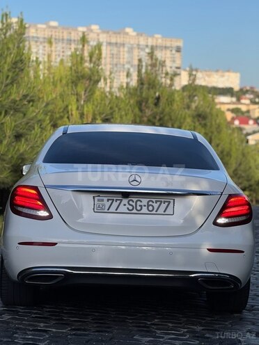 Mercedes E 220 d 2016, 204,300 km - 2.0 l - Bakı