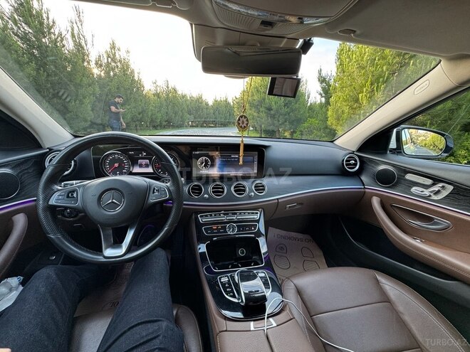 Mercedes E 220 d 2016, 204,300 km - 2.0 l - Bakı