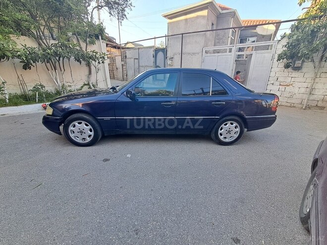Mercedes C 250 d 1995, 479,584 km - 2.5 l - Bakı