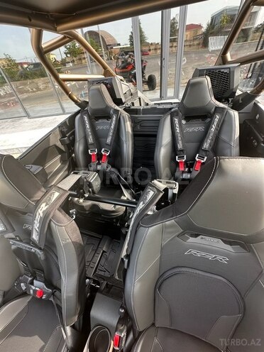 Polaris RZR Pro R Ultimate-9