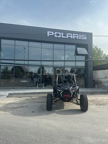 Polaris RZR Pro R Ultimate-14
