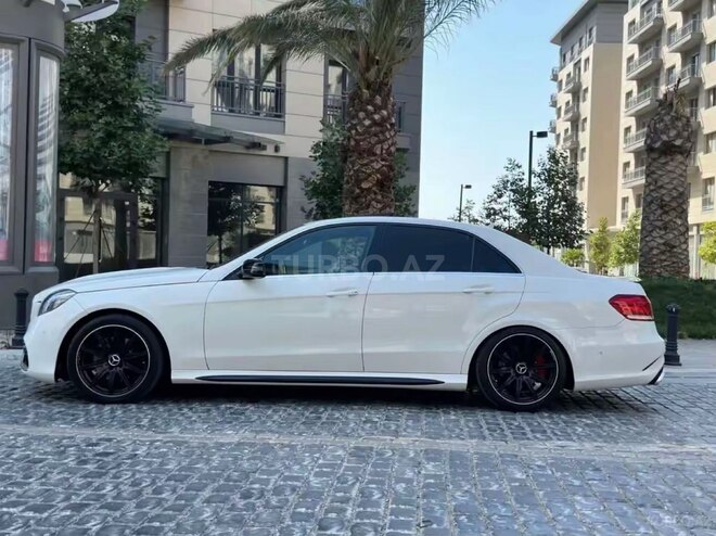 Mercedes E 350 4MATIC 2011, 298,000 km - 3.5 л - Bakı