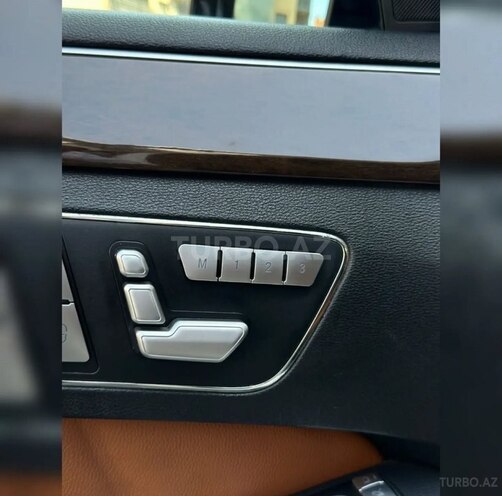Mercedes E 350 4MATIC 2011, 298,000 km - 3.5 л - Bakı