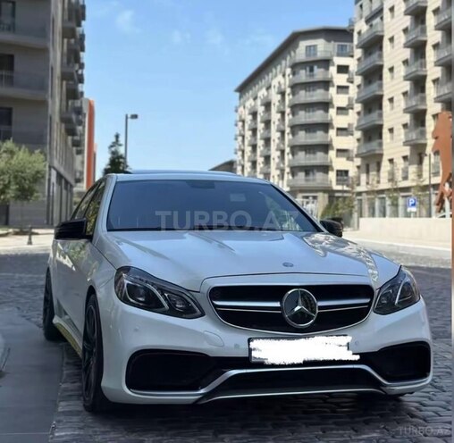 Mercedes E 350 4MATIC 2011, 298,000 km - 3.5 л - Bakı