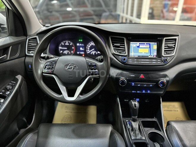Hyundai Tucson-13