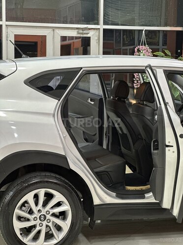 Hyundai Tucson-18
