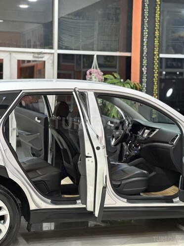 Hyundai Tucson-17