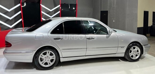 Mercedes E 220 d 1997, 286,655 km - 2.2 l - Sumqayıt