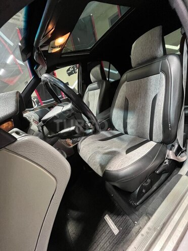 Mercedes E 220 d 1997, 286,655 km - 2.2 l - Sumqayıt