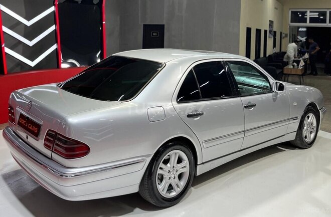 Mercedes E 220 d 1997, 286,655 km - 2.2 l - Sumqayıt