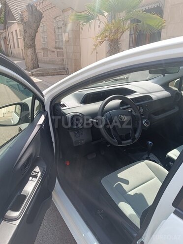 Toyota Aqua 2016, 139,000 km - 1.5 l - Gəncə