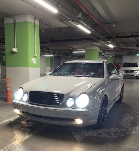 Mercedes CLK 320 1999, 517,000 km - 3.2 л - Bakı