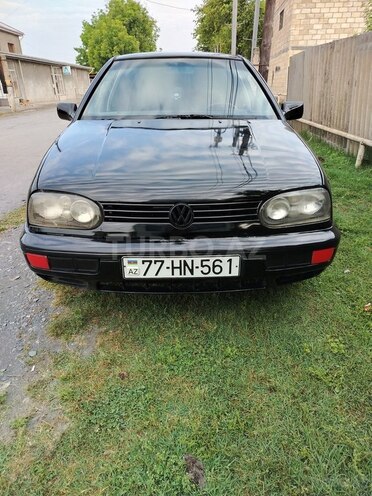 Volkswagen Golf 1993, 256,999 km - 1.9 l - Zaqatala