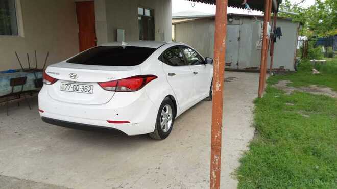 Hyundai Avante 2015, 240,000 km - 1.6 л - Bakı