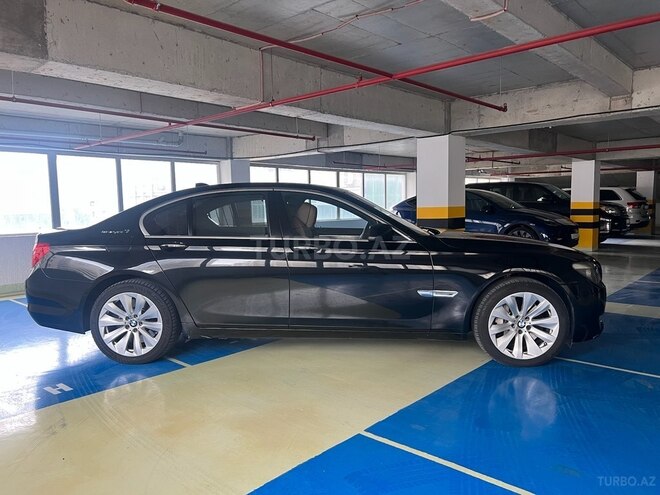 BMW 750 2010, 193,000 km - 4.4 l - Bakı