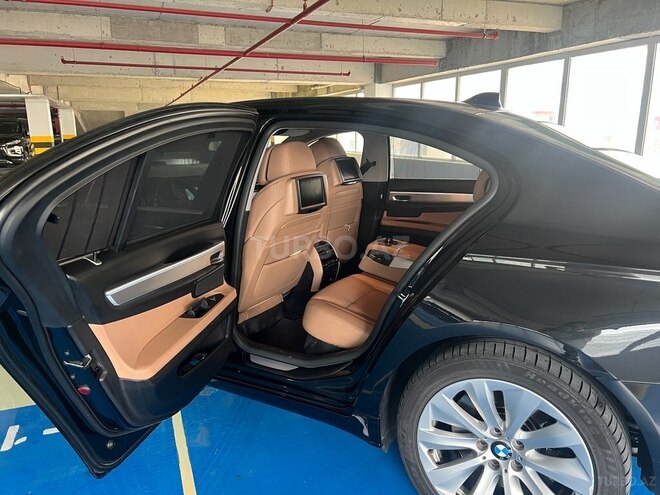 BMW 750 2010, 193,000 km - 4.4 l - Bakı