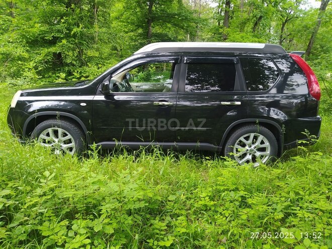 Nissan X-Trail 2011, 148,000 km - 2.5 л - Qusar