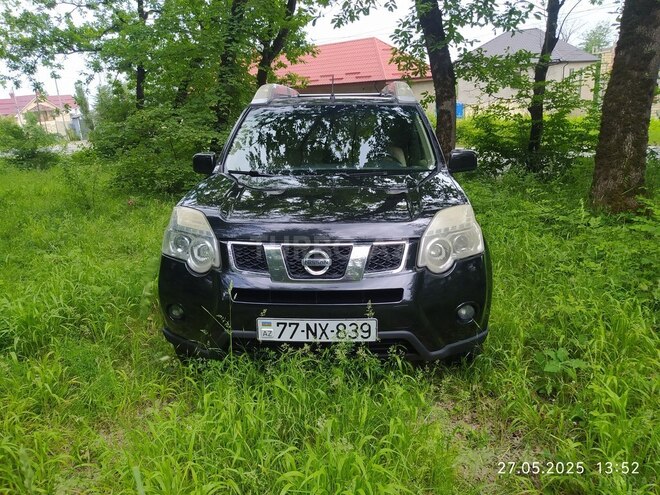 Nissan X-Trail 2011, 148,000 km - 2.5 л - Qusar