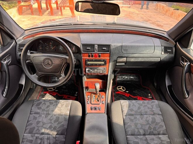 Mercedes C 200 1997, 301,599 km - 2.0 l - Bakı