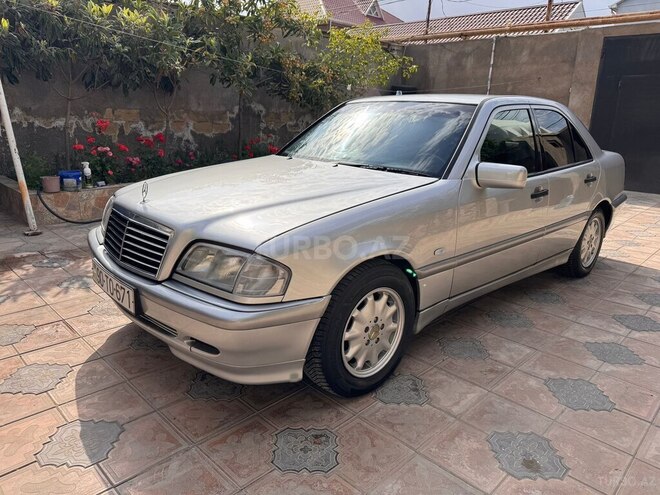 Mercedes C 200 1997, 301,599 km - 2.0 l - Bakı