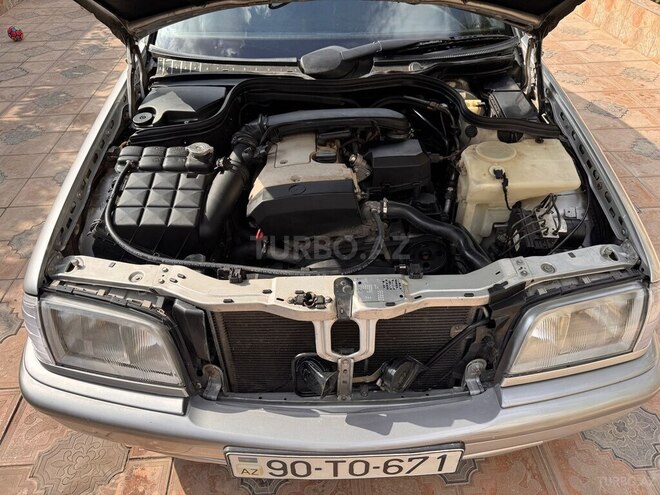 Mercedes C 200 1997, 301,599 km - 2.0 l - Bakı